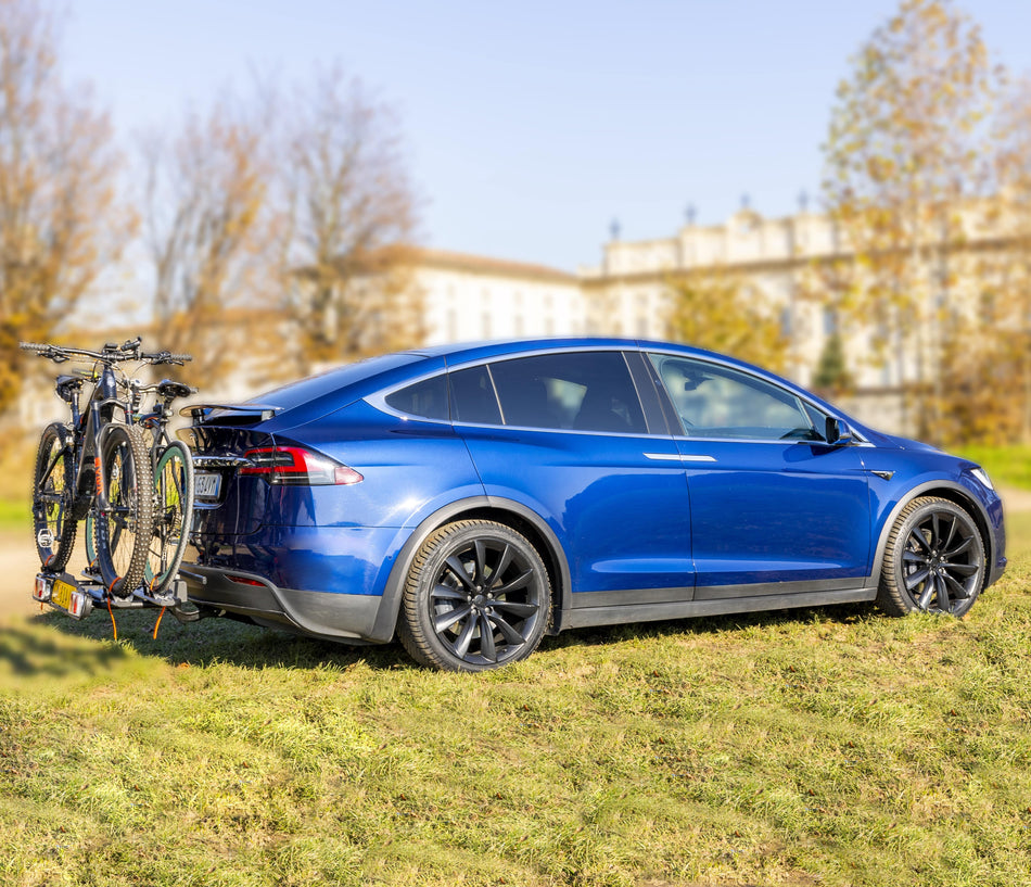 Portabici da gancio traino per auto su portellone